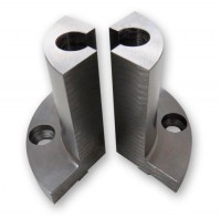 Nova Chuck Jaws
